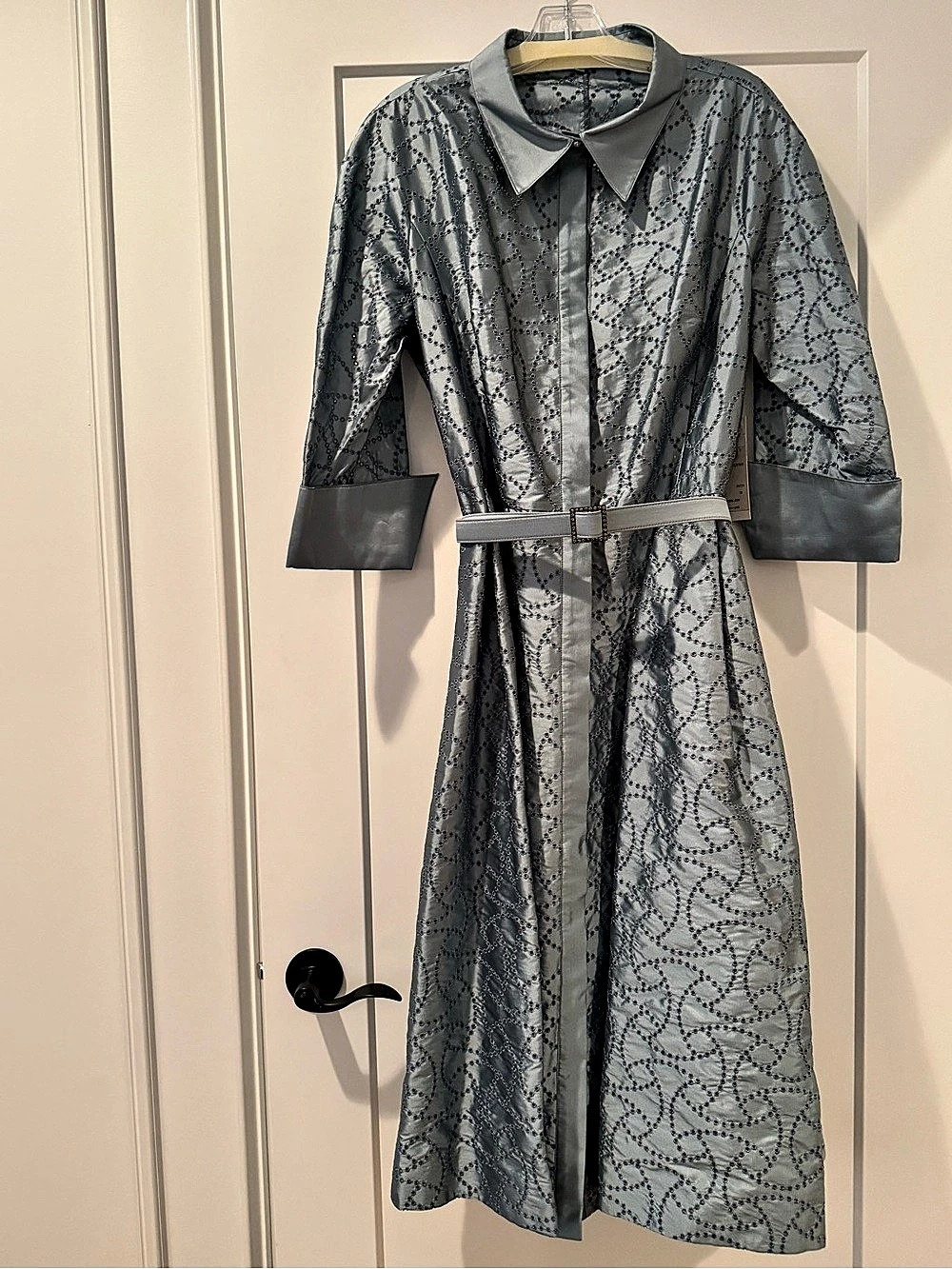 Teri Jon Eyelet Midi Dress in Gray Size 13 Like New
